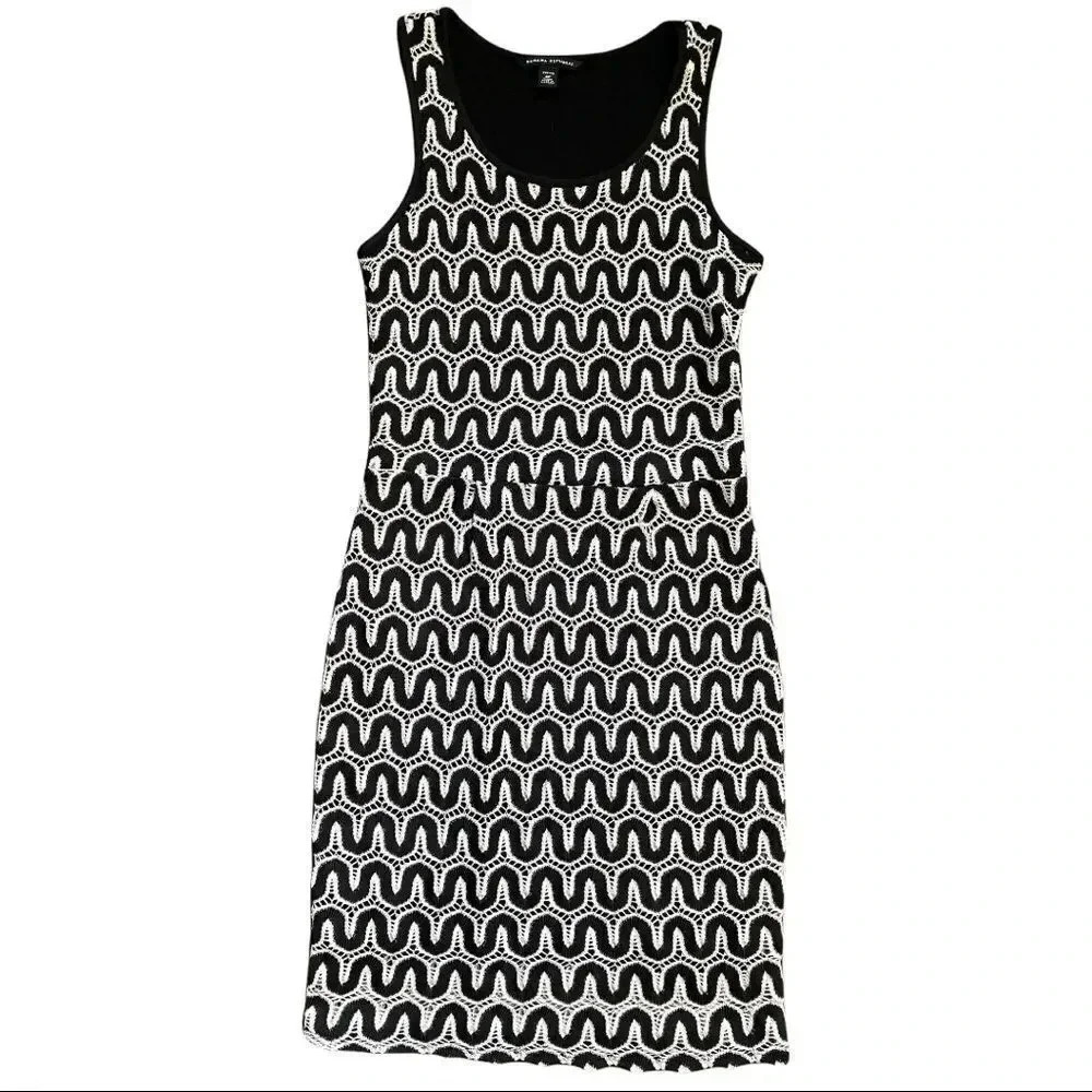 Banana Republic Petite Sheath Straight Lace Squiggle Black/White Dress 4P